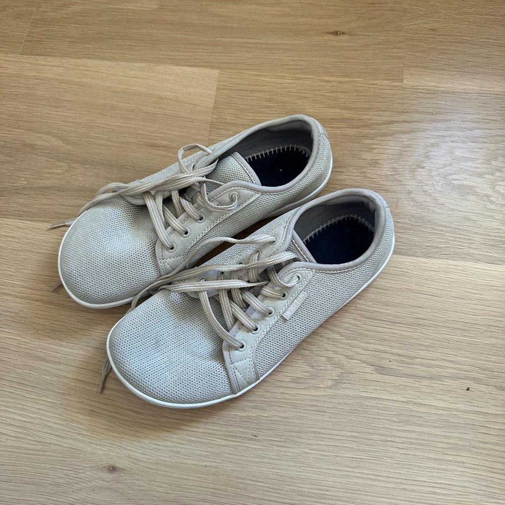 Whitin barefoot Casual Beige Canvas Lace-Up Sneakers